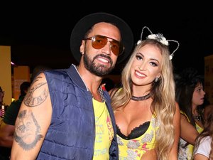 Latino e noiva superam crise na relação e decidem se casar no México