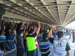Trabalhadores da Eletrobras realizam paralisação de 48h contra privatização