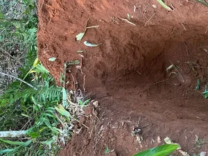 Mulher cava cova para ex-marido, mas é encontrada morta ao lado do buraco