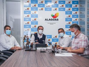 “Acelerar a vacinação contra a Covid-19 diminuirá a tensão na rede hospitalar”, diz secretário Alexandre Ayres