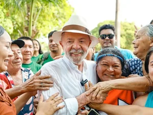 Justiça tributária: Lula celebra isenção para quem ganha até R$ 5 mil