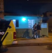 Mulher é achada morta dentro de casa no bairro Clima Bom, em Maceió