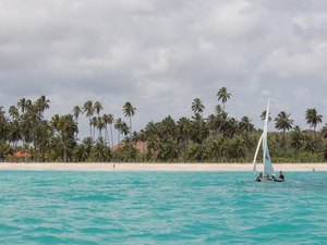 Verão Maragogi: Praia de Dourado é destaque no Litoral Norte
