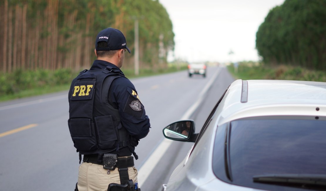 PRF/AL divulga balanço da Operação Ano Novo 2025