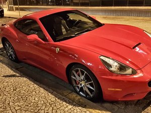 Ferrari de R$ 1,5 mi de suposto 'magnata' do tráfico é apreendida pela PF em SP