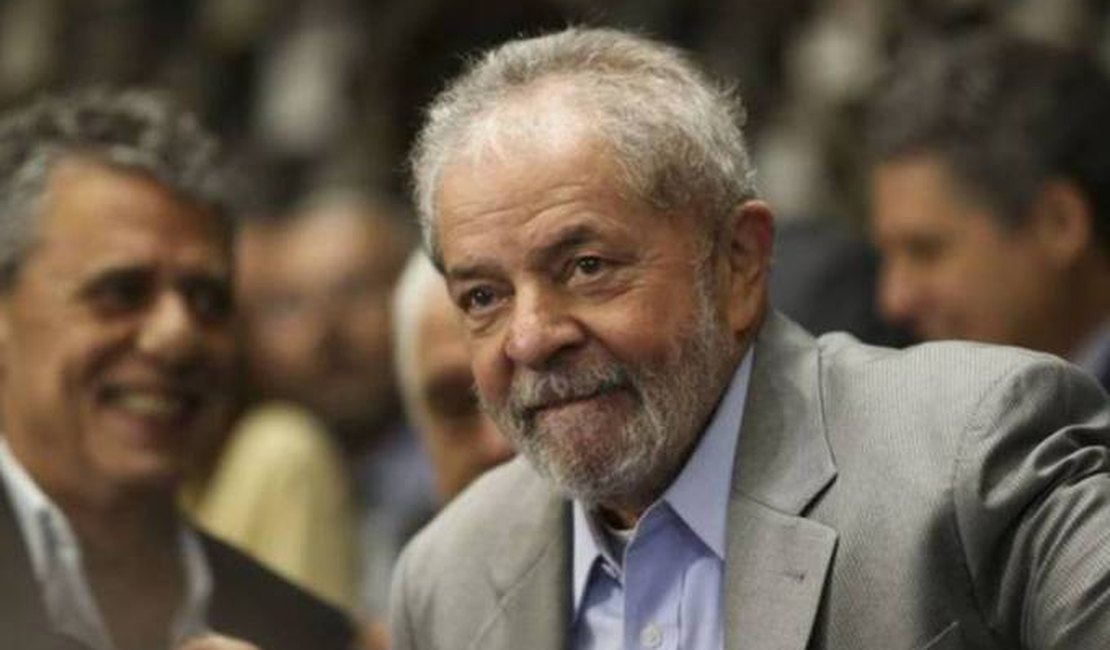 Lula lidera pesquisa para 2018, e Bolsonaro cresce e já é o 2º, diz Datafolha