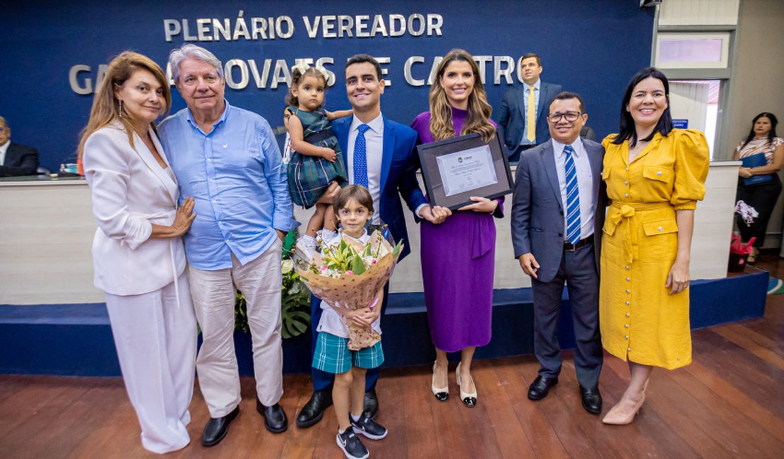 Primeira-dama de Maceió recebe título de Cidadã Honorária da capital