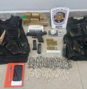 Suspeito de tráfico de drogas é preso com coletes balísticos da Polícia Militar de AL