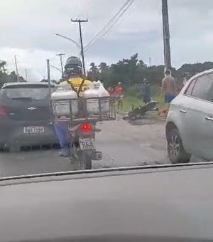 [Vídeo] Colisão entre motocicletas deixa dois feridos em Marechal Deodoro