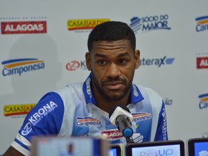 Zagueiro Gerson renova com o CSA até o fim da temporada