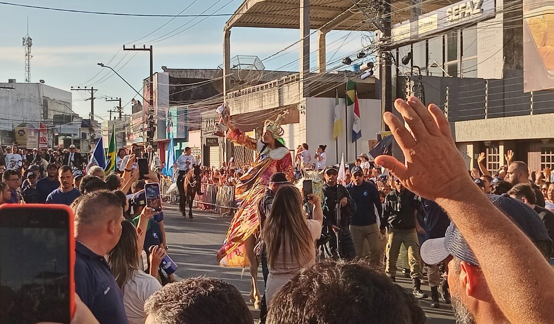 [Vídeo] Dom Valdemir e Padre Daniel celebram reavivamento da fé na Padroeira de Arapiraca