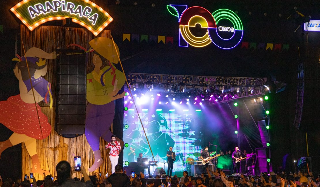 Canções de amor a Deus e pregações de Padre Fábio de Melo encerram Festival da Fé em Arapiraca