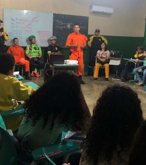 Campanha Maio Amarelo leva palestras às escolas de Palmeira dos Índios