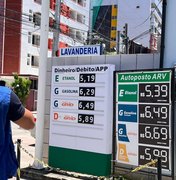 Procon já autuou mais de 100 postos de combustíveis por aumento injustificado de preços