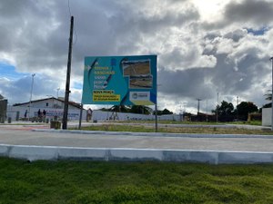 Prefeito inaugura praça no bairro do Antares, em Maceió, nesta quinta-feira