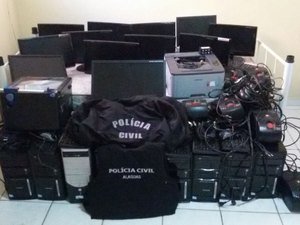 Polícia Civil recupera computadores em Craíbas
