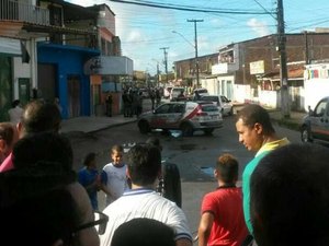 Quatro bandidos morrem após atropelarem vítimas e trocar tiros com a polícia