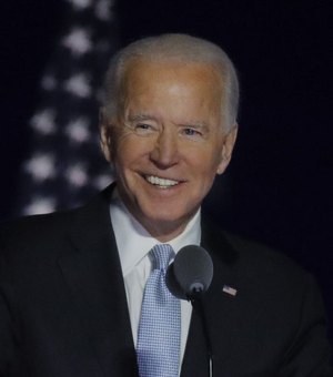 Biden começa a planejar governo: 'trabalho tem início imediatamente'