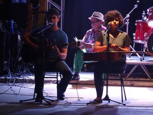 Mistura do Nordeste, Naty Barros é promessa no cenário da música alagoana