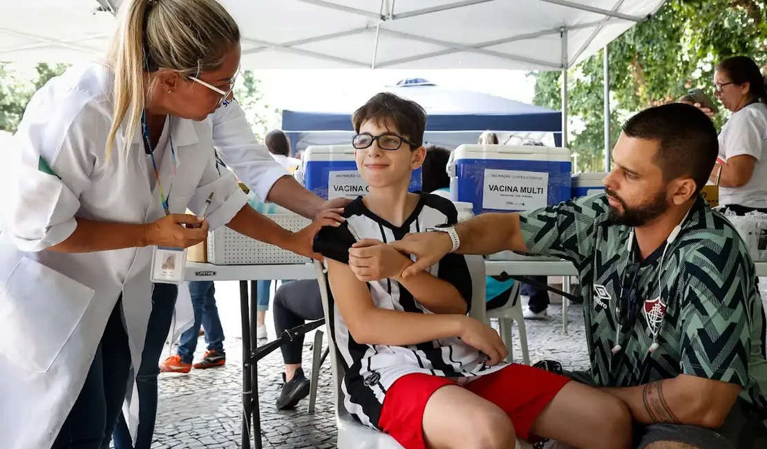 Alagoas começa a receber vacinas contra a dengue, mas II Macrorregião fica de fora da campanha