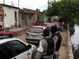 [Vídeo] Operação integrada combate assaltantes no bairro do Vergel do Lago