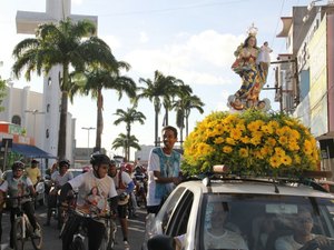 Prefeitura realiza cadastro de ambulantes para a Festa da Padroeira