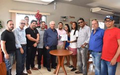 Jogadora Geyse Ferreira recebe título de Embaixatriz de Maragogi
