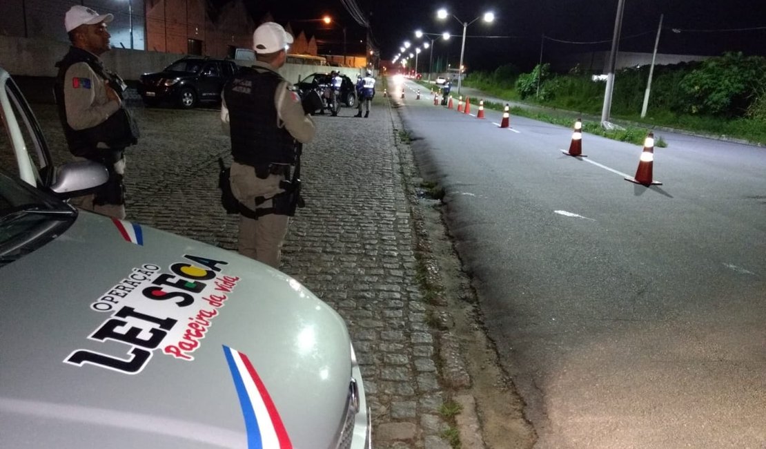 Homem é preso acusado de embriaguez ao volante em Maceió