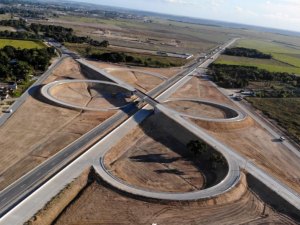 Tráfego em viaduto que liga as BRs 101 e 316 é liberado nesta sexta-feira (11)