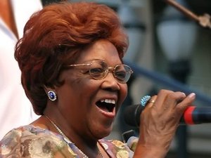 Cantora Ivone Lara morre aos 97 anos no Rio de Janeiro