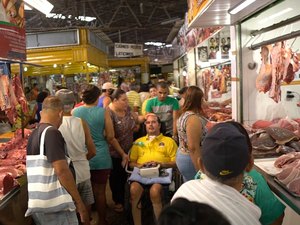 Hemerson Casado faz campanha no Mercado da Produção e Calçadão do comércio