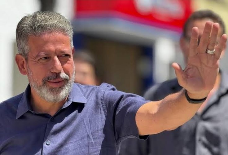 “Quem sabe um dia”, diz Lira sobre votar em Renan Filho para o governo de AL