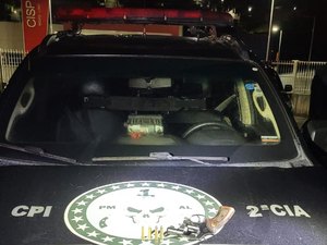 Jovem esconde arma em caixa de sapato e é preso em Colônia Leopoldina