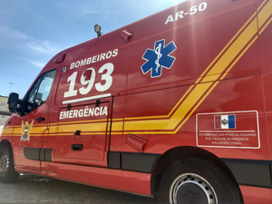 Idoso fica ferido após colisão entre carro e bicicleta na BR-316, em Santana do Ipanema