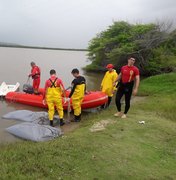 Bombeiros resgatam dois corpos na Lagoa Mundaú