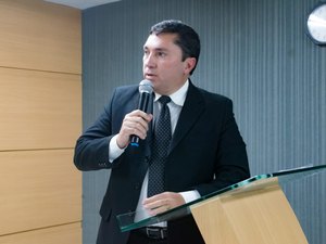 'Até onde vai a maldade dessa gestão', questiona vereador durante sessão da Câmara 