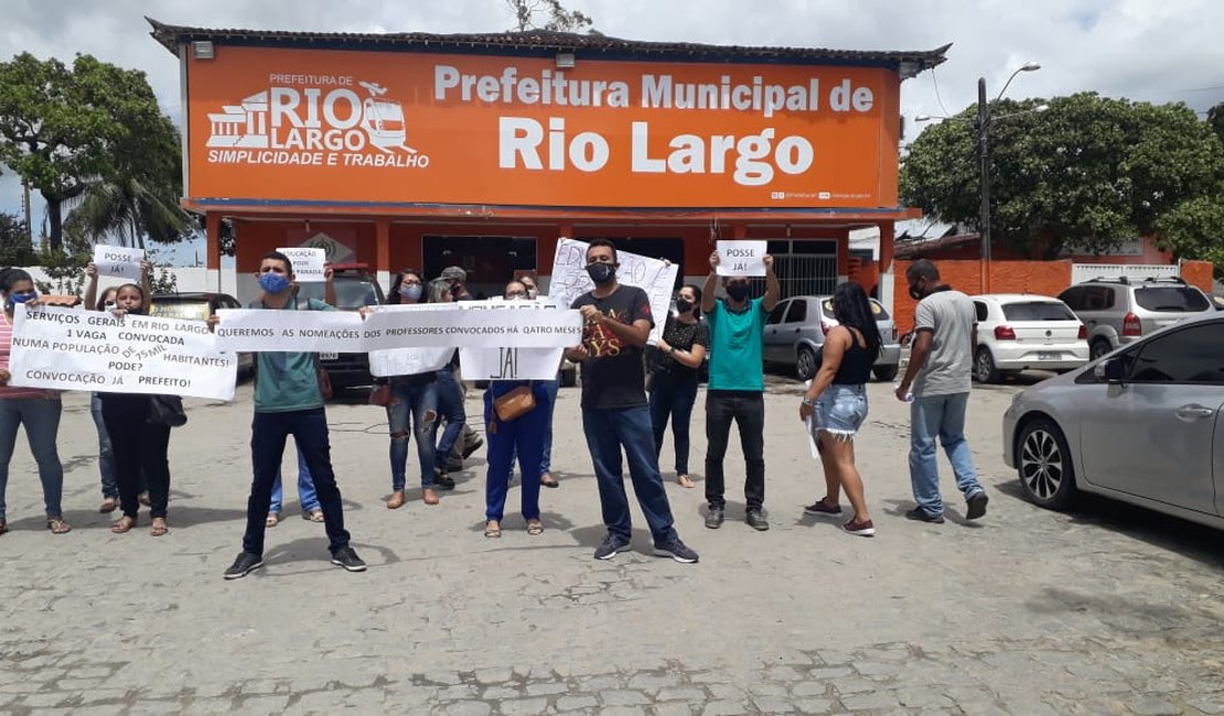 [Vídeo]  Aprovados em concurso fazem novo protesto em Rio Largo