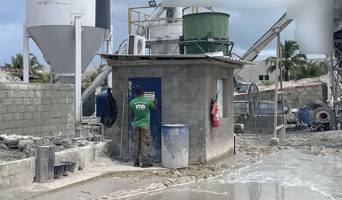 IMA multa empresas por danos ambientais perto do berçário de peixes-bois em Porto de Pedras