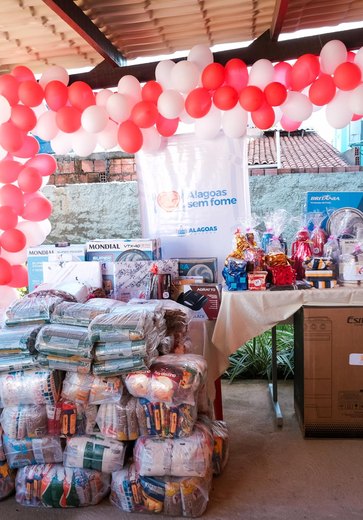 Instituto na Barra de Santo Antônio recebe doação do Alagoas Sem Fome