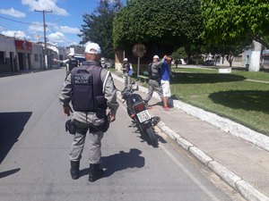 Quatro veículos são retirados de circulação durante operação na AL-210 