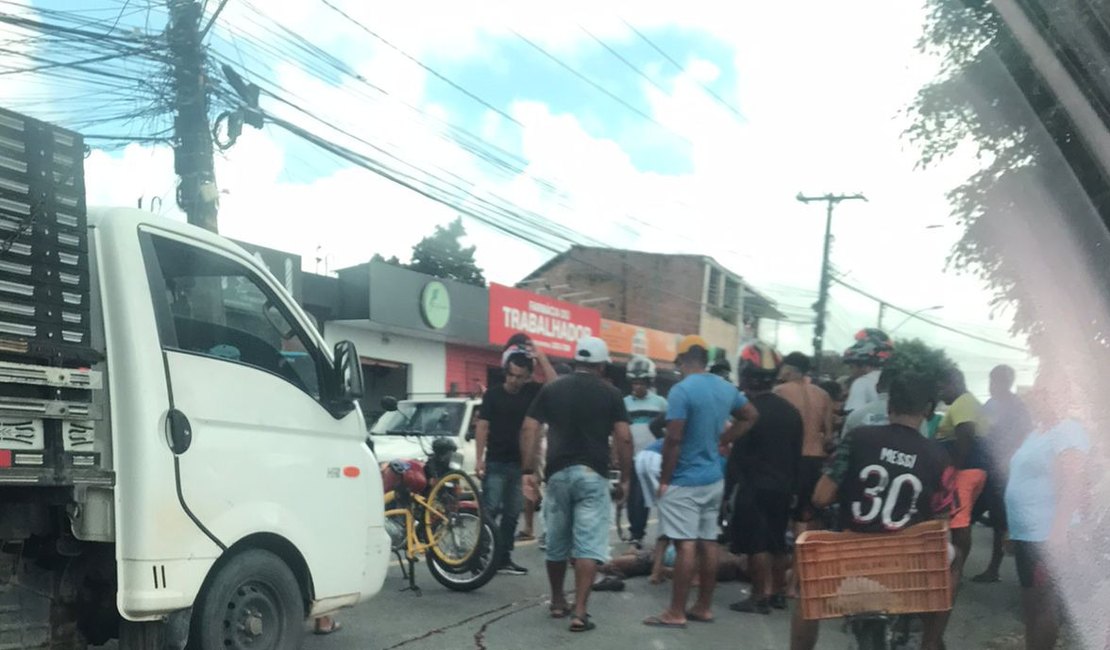 Homem é atropelado por caçamba no bairro do Jacintinho, em Maceió