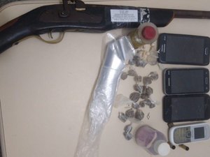 Denúncia de tráfico leva à prisão de autores de homicídio em Branquinha