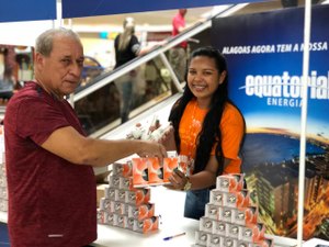 Equatorial Energia realiza nova ação de troca de lâmpadas em Maceió 