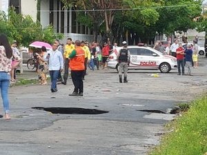 Após novas fissuras, Defesa Civil recomenda evacuação de prédio no Pinheiro