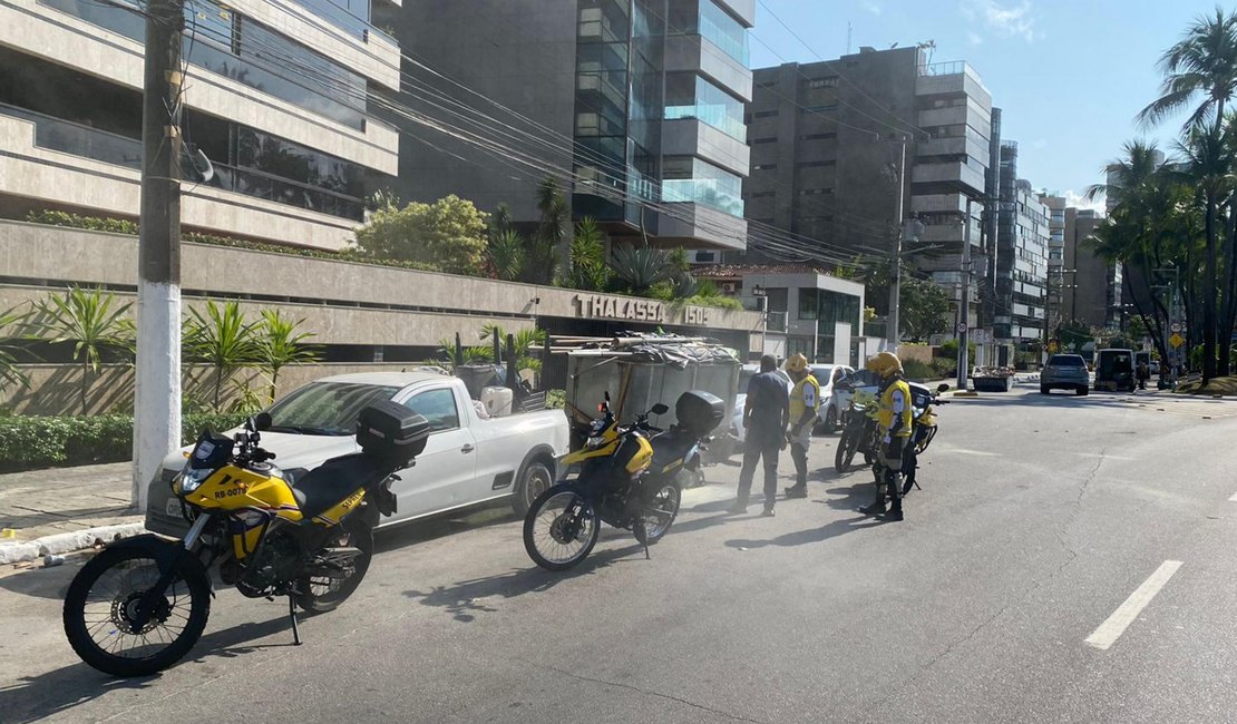 Ronda no Bairro apreende adolescentes suspeitos de roubo na orla de Maceió