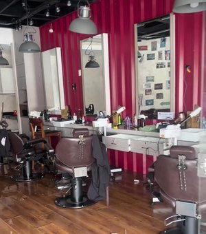 Barbearia é arrombada e materiais dos profissionais são furtados na Jatiúca