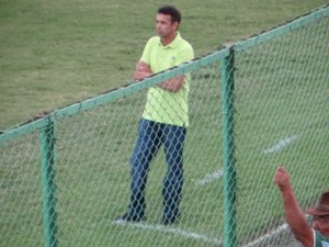 Direção do Murici confirma técnico Bilu para a série D