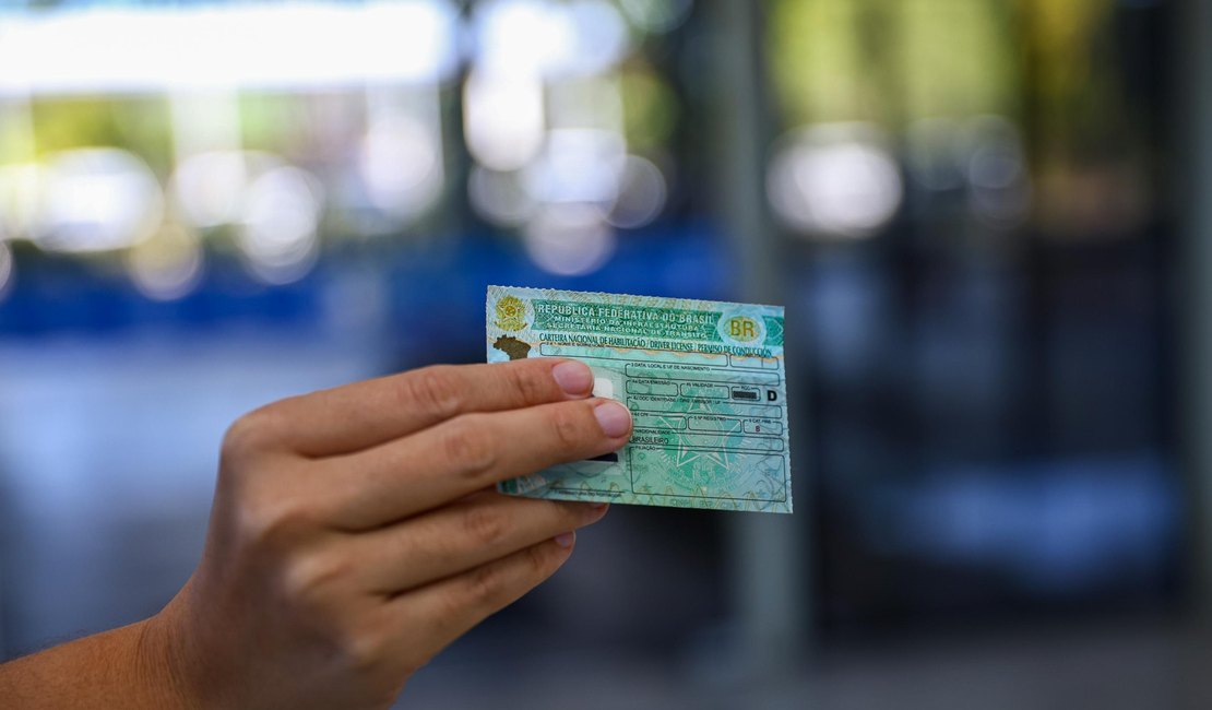 CNH do Trabalhador: Confira lista de selecionados para o programa gratuito do Governo de Alagoas