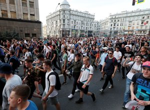 Bilionários do mundo têm mais riqueza do que 4,6 bilhões de pessoas