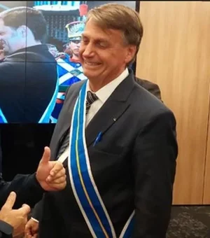 Bolsonaro exonera diretor da PRF investigado por bloqueios nas eleições